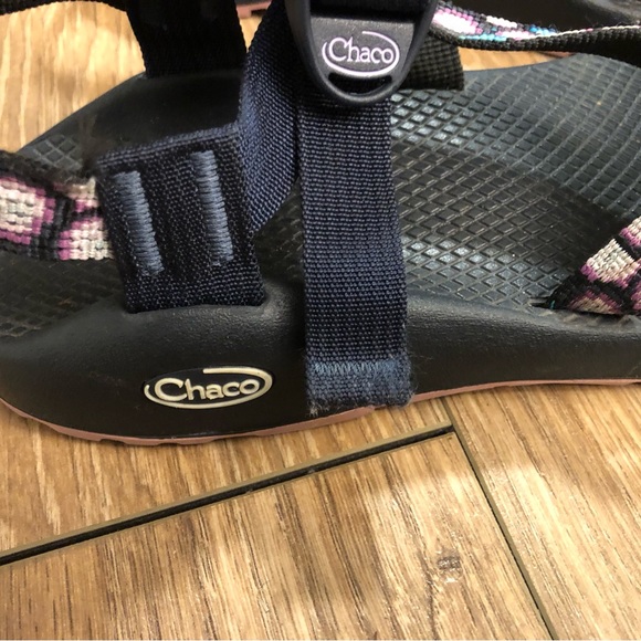 Chaco Classic black purple/pink hiking shoes, women’s size 9 - Picture 6 of 7